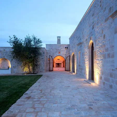 לינה וארוחת בוקר Ddo Relais Di Puglia 4*