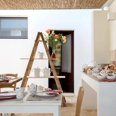 ベッド・アンド・ブレックファスト Ddo Relais Di Puglia オストゥーニ